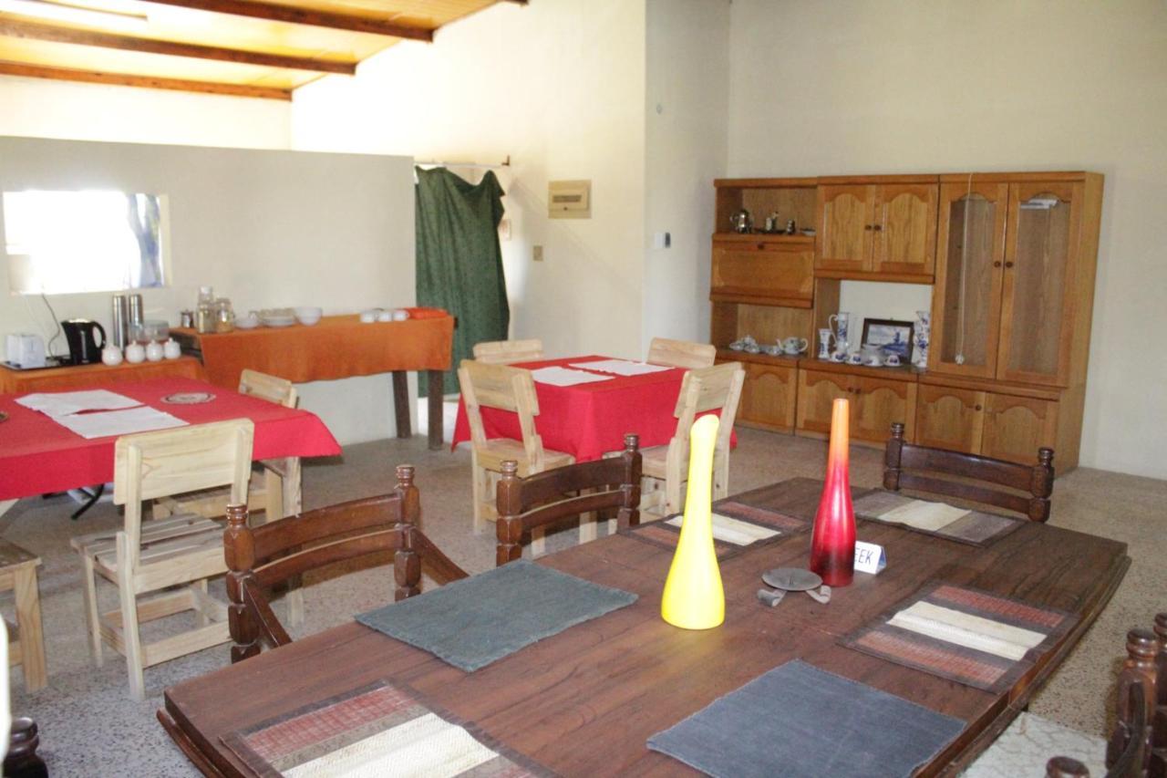 Bambi Lodge Grootfontein Exterior photo