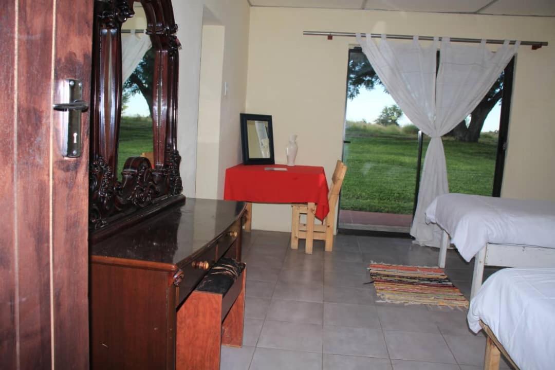 Bambi Lodge Grootfontein Exterior photo