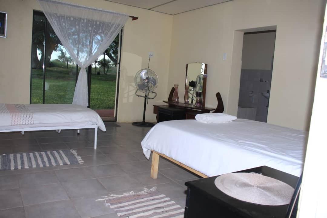 Bambi Lodge Grootfontein Exterior photo