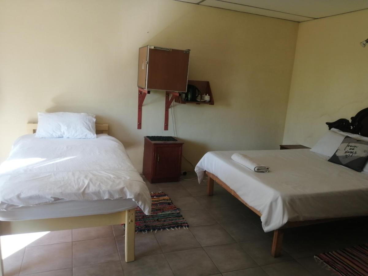 Bambi Lodge Grootfontein Exterior photo
